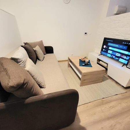Velky Apartman 3 Bratislava Luaran gambar