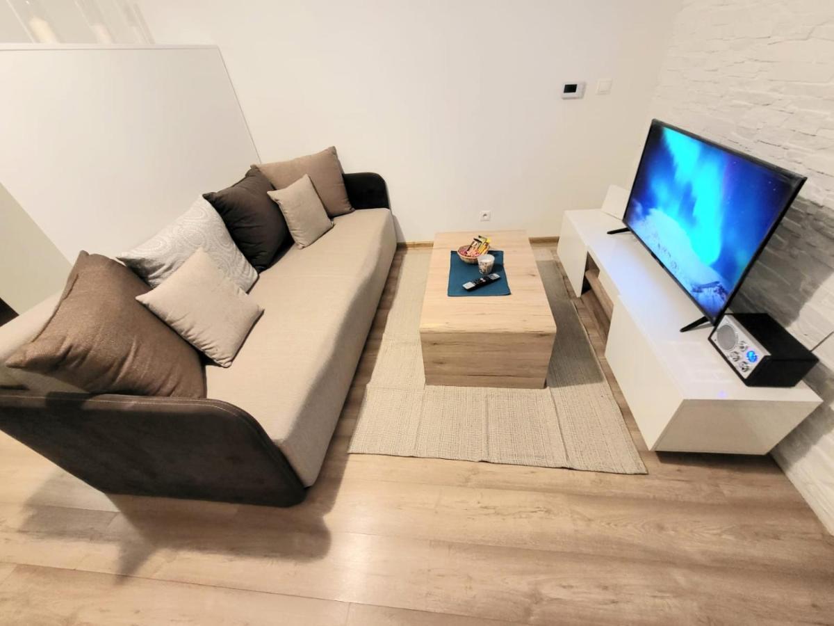 Velky Apartman 3 Bratislava Luaran gambar
