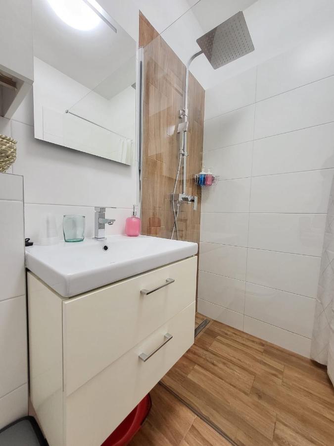 Velky Apartman 3 Bratislava Luaran gambar