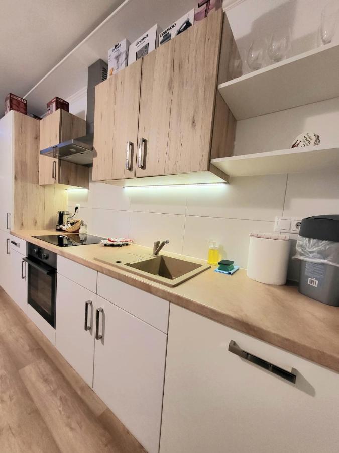Velky Apartman 3 Bratislava Luaran gambar